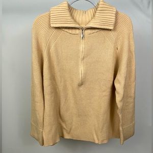 QUARTER ZIP